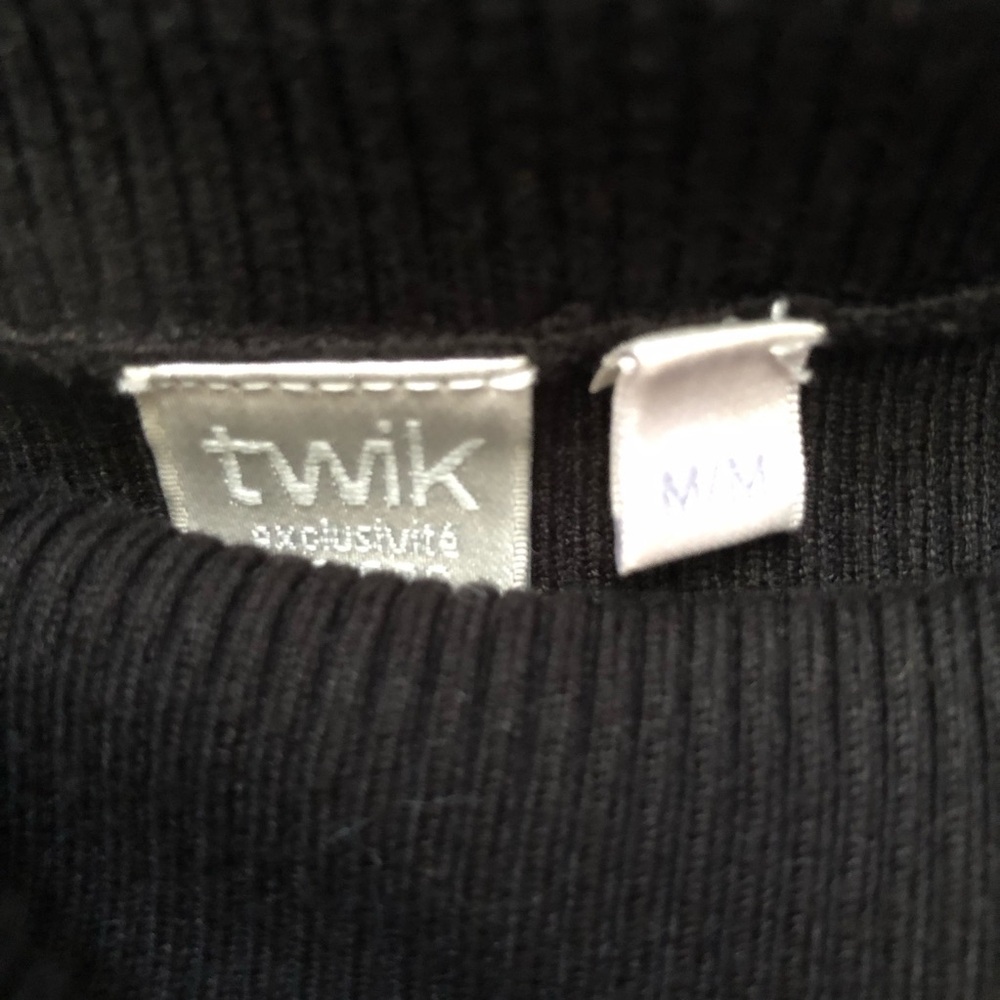 NWOT Off-Shoulder Ribbed Top - Picture 4 of 5